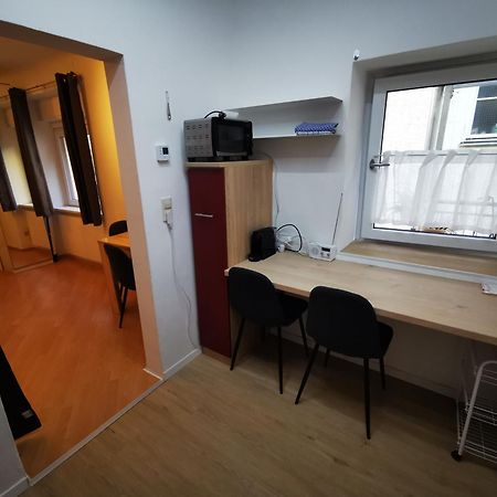 Zentrale, Ruhige Wohnung Nahe Murinsel & Kunsthaus Graz Luaran gambar