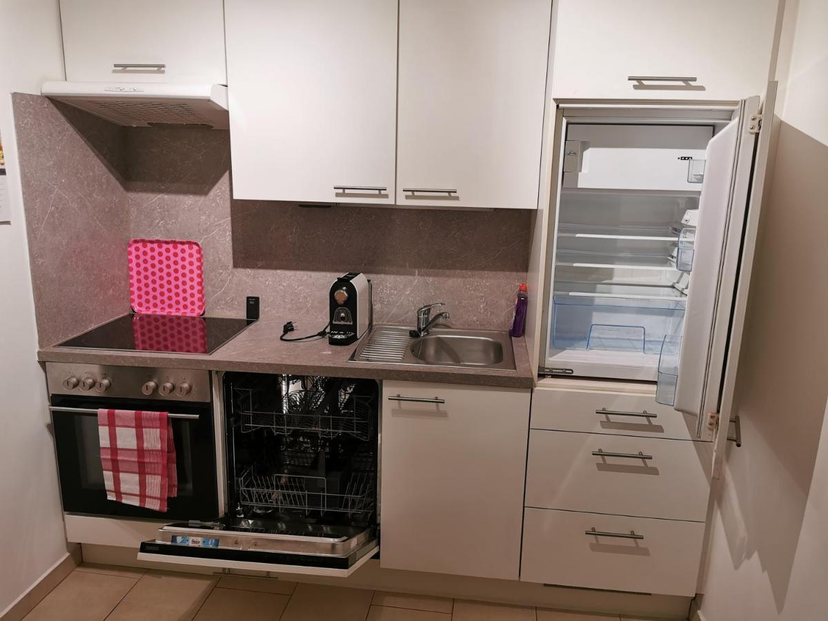 Zentrale, Ruhige Wohnung Nahe Murinsel & Kunsthaus Graz Luaran gambar