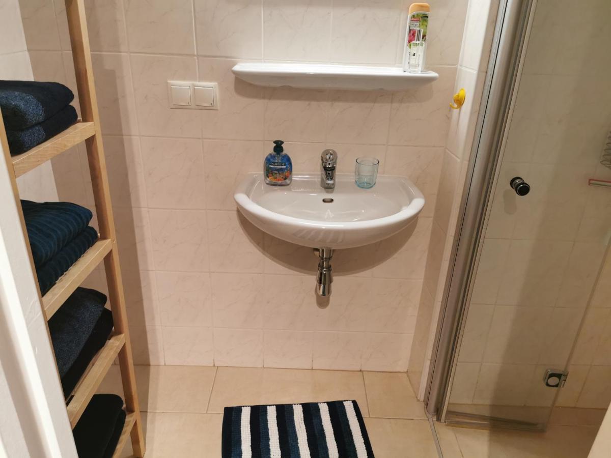 Zentrale, Ruhige Wohnung Nahe Murinsel & Kunsthaus Graz Luaran gambar