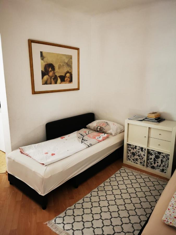 Zentrale, Ruhige Wohnung Nahe Murinsel & Kunsthaus Graz Luaran gambar